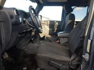 2018 Jeep Wrangler JK Unlimited Sport S with VIN 1C4BJWDG9JL897920, listed as a Copart auction lot 44058795 with 95,142 mi miles and Clean Title. Bid and sale history available at carsss.com. Image 7.