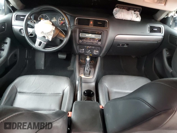 2013 Volkswagen Jetta TDI with VIN 3VWLL7AJ6DM411102, listed as a Copart auction lot 59615725 with 113,215 mi miles and Salvage title. Bid and sale history available at DreamBid. Image 8.