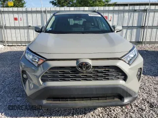 2020 Toyota RAV4 XLE with VIN 2T3W1RFV3LW088881, listed as a Copart auction lot 61539905 with 27,996 mi miles and Clean title. Bid and sale history available at DreamBid. Image 5.