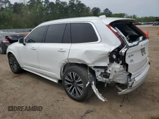 2022 Volvo XC90 Momentum with VIN YV4102PK2N1784672, listed as a Copart auction lot 50940645 with 28,956 mi miles and Salvage Title. Bid and sale history available at carsss.com. Image 2.