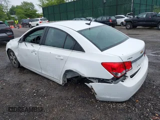 2014 Chevrolet Cruze 1LT with VIN 1G1PC5SB6E7233051, listed as a IAAI auction lot 42214334 with 88,389 mi miles and . Bid and sale history available at DreamBid. Image 3.