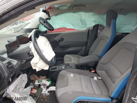 2019 BMW i3 with VIN WBY8P2C50K7E76083, listed as a Copart auction lot 37106933 with 0 mi miles. Bid and sale history available at carsss.com. Image 7.