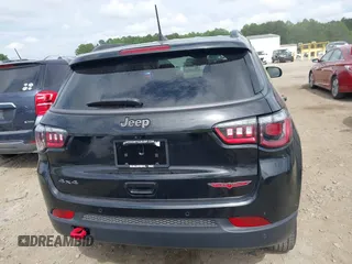 2022 Jeep Compass Trailhawk with VIN 3C4NJDDB8NT114134, listed as a IAAI auction lot 42428245 with 34,589 mi miles and . Bid and sale history available at DreamBid. Image 16.