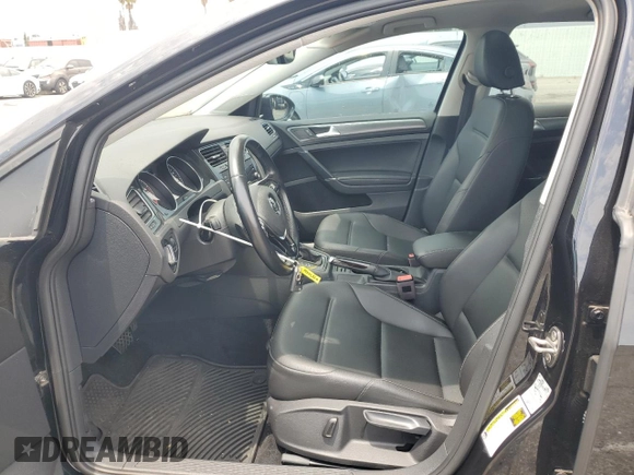 2018 Volkswagen Golf S с VIN 3VWG17AU5JM283688, выставлен на аукционе Copart как лот 59149395 с пробегом 50 648 миль миль и Списание • Salvage title. История ставок и продаж доступна на DreamBid. Изображение 7.