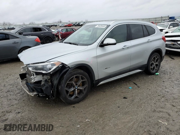 2017 BMW X1 sDrive28i with VIN WBXHU7C33H5H34013, listed as a Copart auction lot 38409444 with 87,558 mi miles and Salvage Title. Bid and sale history available at carsss.com. Image 1.