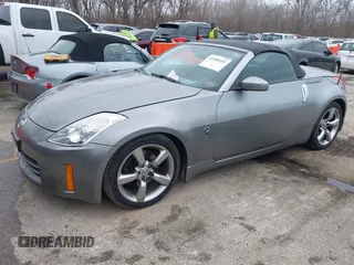 2006 Nissan 350Z Touring with VIN JN1AZ36A26M457957, listed as a IAAI auction lot 41480181 with 103,606 mi miles. Bid and sale history available at carsss.com. Image 2.