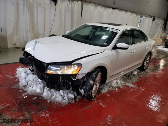 2015 Volkswagen Passat 1.8T Sport with VIN 1VWBT7A31FC050086, listed as a Copart auction lot 88990155 with 140,338 mi miles and Salvage Title. Bid and sale history available at carsss.com. Image 1.