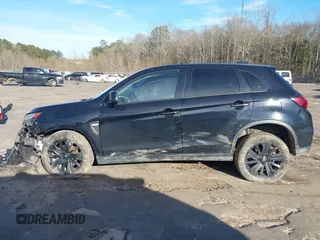 2023 Mitsubishi Outlander ES z VIN JA4ARUAU6PU004151, wystawiony jako IAAI lot #41739579 z przebiegiem 39 948 mil mil oraz . Historia ofert i sprzedaży dostępna na DreamBid. Obrazek 15.