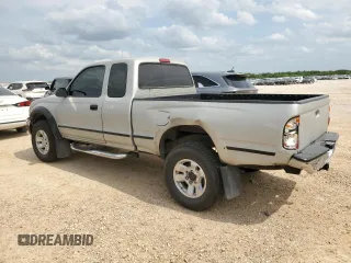 2001 Toyota Tacoma PreRunner with VIN 5TESM92N31Z735678, listed as a Copart auction lot 55199625 with 175,884 mi miles and Salvage title. Bid and sale history available at DreamBid. Image 2.