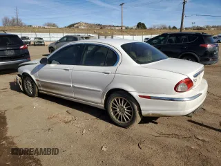 2007 Jaguar X-Type z VIN SAJWA51A07WJ14424, wystawiony jako Copart lot #84556864 z przebiegiem Nie podano mil oraz Szkody całkowita. Historia ofert i sprzedaży dostępna na DreamBid. Obrazek 2.