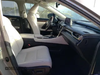 2022 Lexus RX with VIN 2T2HZMAAXNC253066, listed as a Copart auction lot 64387702 with 0 mi miles. Bid and sale history available at carsss.com. Image 5.