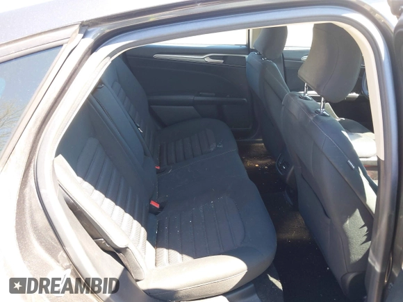 2017 Ford Fusion SE with VIN 3FA6P0H70HR107252, listed as a IAAI auction lot 42041332 with 121,255 mi miles. Bid and sale history available at carsss.com. Image 8.