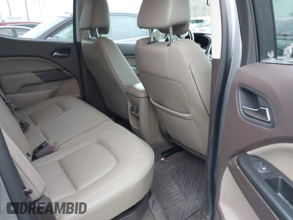 2018 GMC Canyon 4WD SLT with VIN 1GTG6DEN2J1301633, listed as a IAAI auction lot 41530624 with 98,771 mi miles. Bid and sale history available at carsss.com. Image 8.
