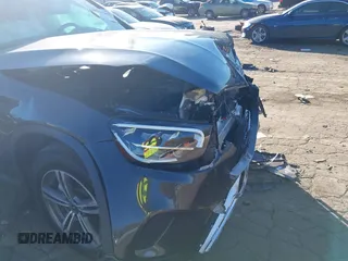 2020 Mercedes-Benz GLC 300 с VIN WDC0G8DB7LF717786, выставлен на аукционе IAAI как лот 40901142 с пробегом 74 581 миль миль и . История ставок и продаж доступна на DreamBid. Изображение 18.