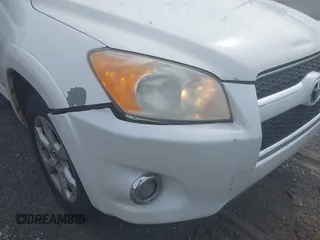 2010 Toyota RAV4 Limited z VIN 2T3YK4DV3AW007256, wystawiony jako IAAI lot #42115178 z przebiegiem 198 007 mil mil oraz . Historia ofert i sprzedaży dostępna na DreamBid. Obrazek 6.