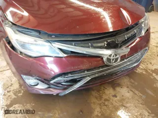 2013 Toyota Avalon XLE with VIN 4T1BK1EB0DU059112, listed as a IAAI auction lot 41553083 with 137,544 mi miles. Bid and sale history available at carsss.com. Image 6.