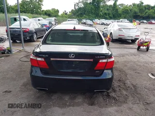 2009 Lexus LS 460 с VIN JTHCL46F495001545, выставлен на аукционе IAAI как лот 42578389 с пробегом 144 432 миль миль и . История ставок и продаж доступна на DreamBid. Изображение 16.