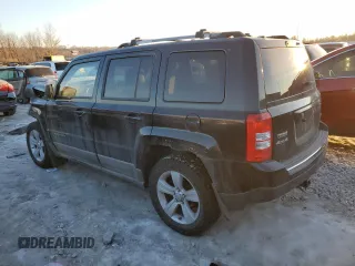 2011 Jeep Patriot Latitude X with VIN 1J4NF4GBXBD127718, listed as a Copart auction lot 89150475 with 162,186 mi miles and Salvage Title. Bid and sale history available at DreamBid. Image 2.