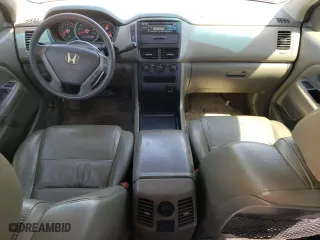 2007 Honda Pilot LX with VIN 5FNYF28107B035305, listed as a Copart auction lot 52303775 with 222,901 mi miles and Clean Title. Bid and sale history available at carsss.com. Image 8.