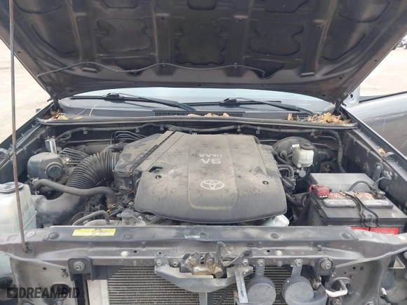 2013 Toyota Tacoma PreRunner with VIN 5TFJU4GN4DX039706, listed as a IAAI auction lot 41465806 with 126,322 mi miles. Bid and sale history available at carsss.com. Image 10.