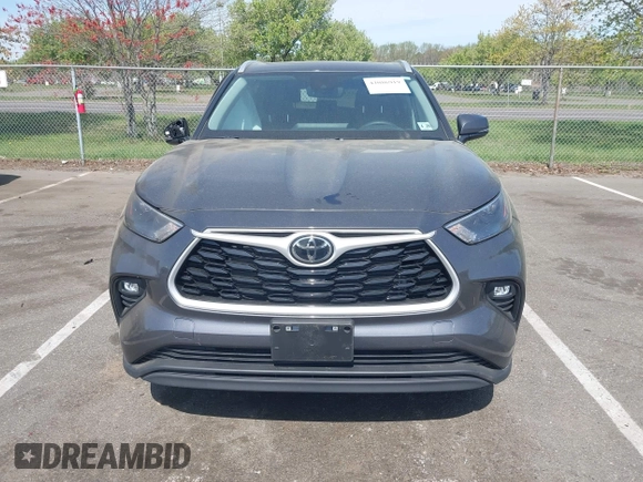 2024 Toyota Highlander LE z VIN 5TDKDRBH6RS552634, wystawiony jako IAAI lot #42086919 z przebiegiem 12 606 mil mil oraz . Historia ofert i sprzedaży dostępna na DreamBid. Obrazek 12.