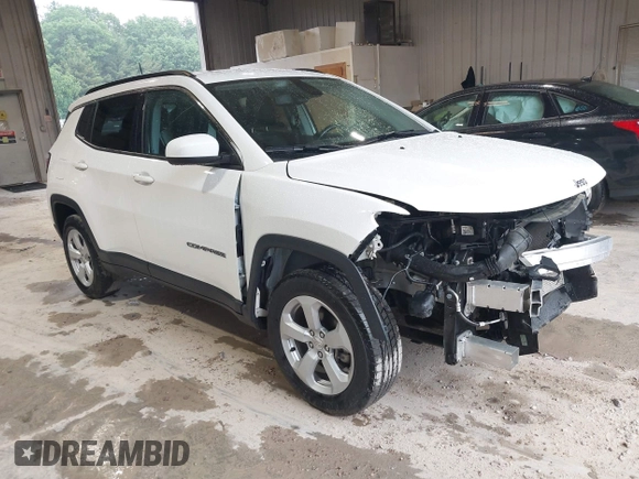 2020 Jeep Compass Altitude z VIN 3C4NJDBB6LT252156, wystawiony jako IAAI lot #42507699 z przebiegiem 47 261 mil mil oraz . Historia ofert i sprzedaży dostępna na DreamBid. Obrazek 3.