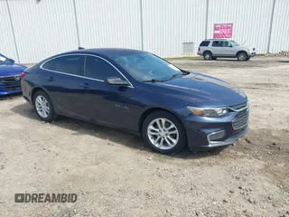 2016 Chevrolet Malibu LS z VIN 1G1ZB5STXGF231123, wystawiony jako IAAI lot #42284300 z przebiegiem 156 587 mil mil oraz . Historia ofert i sprzedaży dostępna na DreamBid. Obrazek 1.
