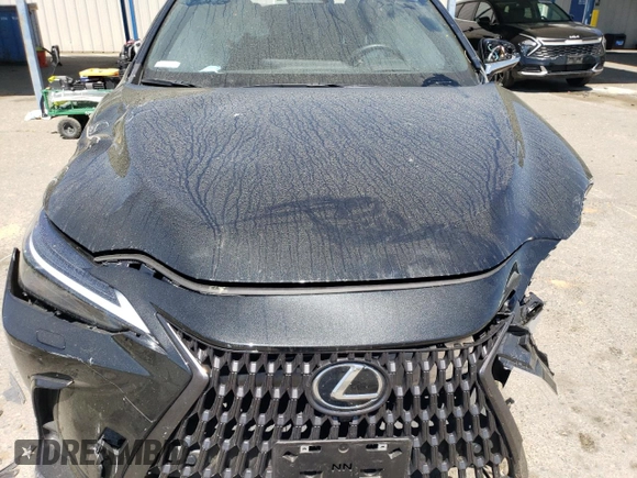 2024 Lexus NX 350h Luxury z VIN JTJHKCEZ7R5012259, wystawiony jako Copart lot #53751255 z przebiegiem Nie podano mil oraz Szkoda całkowita • Salvage title. Historia ofert i sprzedaży dostępna na DreamBid. Obrazek 12.