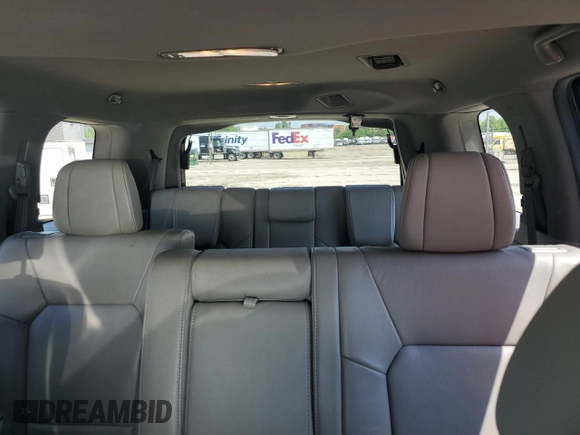 2013 Honda Pilot EX-L z VIN 5FNYF4H74DB036971, wystawiony jako Copart lot #57299475 z przebiegiem 119 243 mil mil oraz Czysty tytuł • Clean title. Historia ofert i sprzedaży dostępna na DreamBid. Obrazek 10.