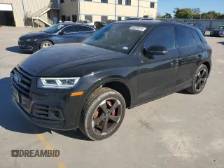 2019 Audi SQ5 Prestige with VIN WA1C4AFY4K2040555, listed as a Copart auction lot 80238014 with 41,588 mi miles and Salvage Title. Bid and sale history available at carsss.com. Image 1.