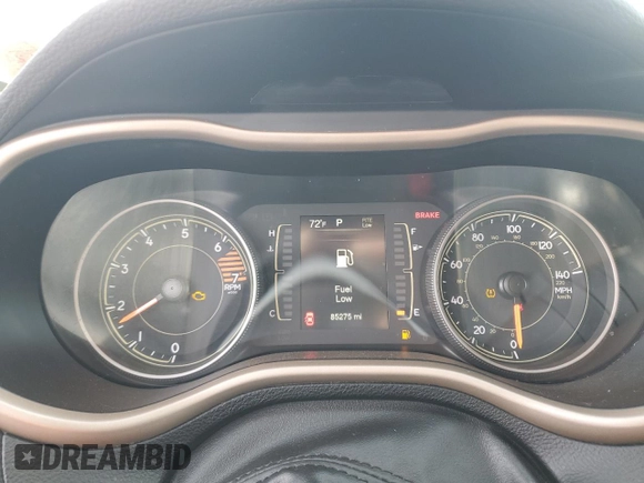 2018 Jeep Cherokee Latitude with VIN 1C4PJMCBXJD531877, listed as a Copart auction lot 49323624 with 85,275 mi miles and Salvage title. Bid and sale history available at DreamBid. Image 9.