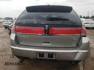 2008 Lincoln MKX with VIN 2LMDU88C68BJ32838, listed as a Copart auction lot 53742445 with 204,749 mi miles and Salvage title. Bid and sale history available at DreamBid. Image 6.