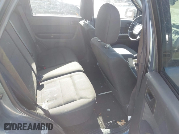 2011 Ford Escape XLT with VIN 1FMCU0D79BKB52998, listed as a IAAI auction lot 41980154 with 175,375 mi miles. Bid and sale history available at carsss.com. Image 8.