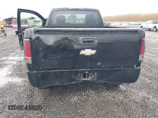 2008 Chevrolet Silverado 1500 Work Truck with VIN 1GCEC14C88Z184649, listed as a IAAI auction lot 41657176 with 110,156 mi miles. Bid and sale history available at carsss.com. Image 6.