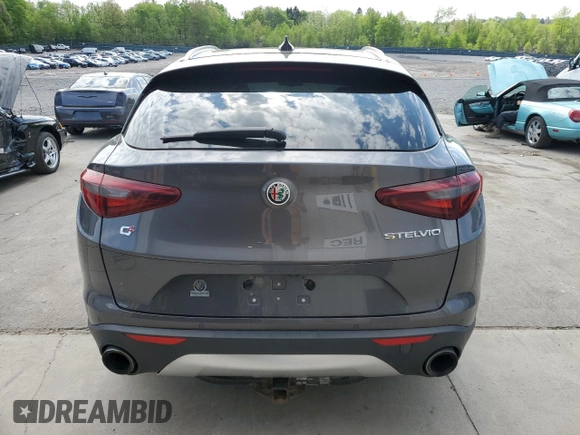 2018 Alfa Romeo Stelvio z VIN ZASFAKANXJ7B81315, wystawiony jako Copart lot #55528675 z przebiegiem 163 957 mil mil oraz Czysty tytuł • Clean title. Historia ofert i sprzedaży dostępna na DreamBid. Obrazek 6.