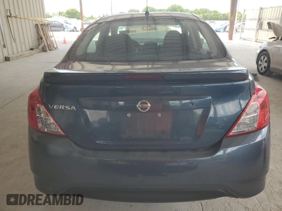 2017 Nissan Versa SV z VIN 3N1CN7APXHL896795, wystawiony jako Copart lot #59953285 z przebiegiem 110 242 mil mil oraz Szkoda całkowita • Salvage title. Historia ofert i sprzedaży dostępna na DreamBid. Obrazek 6.