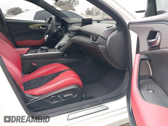 2022 Acura TLX w/A-Spec Package with VIN 19UUB5F59NA001954, listed as a IAAI auction lot 42368946 with 25,685 mi miles and . Bid and sale history available at DreamBid. Image 5.