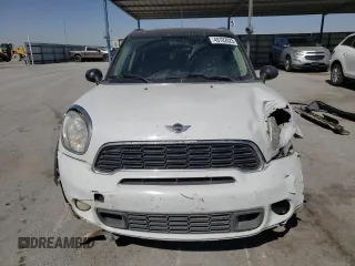 2013 MINI Countryman S with VIN WMWZC3C5XDWP22342, listed as a Copart auction lot 49702823 with 104,441 mi miles and Non repairable. Bid and sale history available at DreamBid. Image 5.