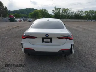 2021 BMW 4 Series 430i xDrive z VIN WBA73AP05MCG14970, wystawiony jako IAAI lot #42335790 z przebiegiem 69 926 mil mil oraz . Historia ofert i sprzedaży dostępna na DreamBid. Obrazek 17.