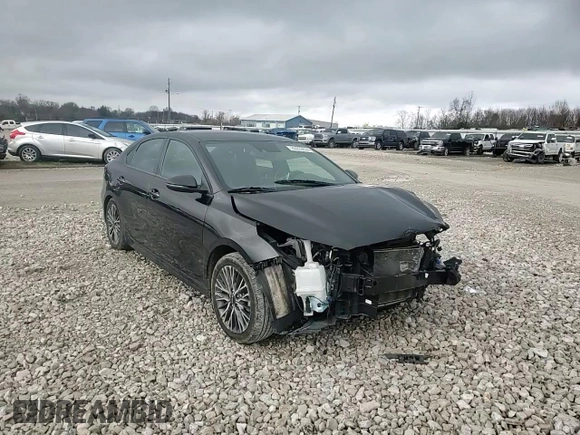 2023 Kia Forte GT-Line with VIN 3KPF54AD5PE601698, listed as a Copart auction lot 83233624 with 27,707 mi miles and Salvage Title. Bid and sale history available at carsss.com. Image 11.