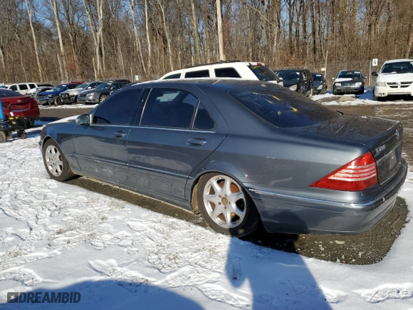 2006 Mercedes-Benz S-Class 5.0L with VIN WDBNG84J56A481531, listed as a Copart auction lot 88256425 with 0 mi miles and Salvage Title. Bid and sale history available at carsss.com. Image 2.