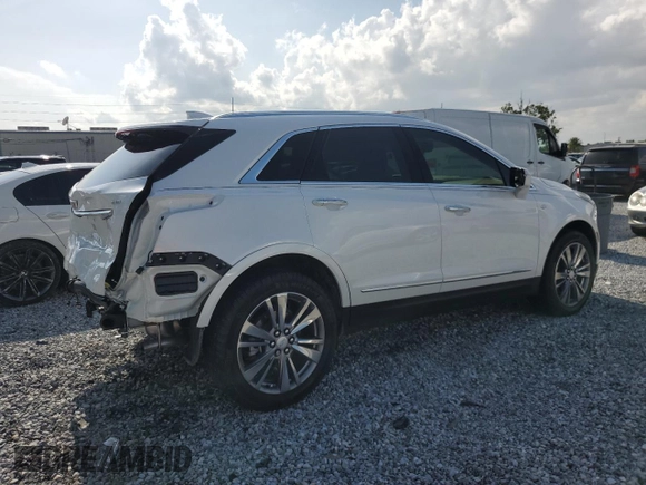 2024 Cadillac XT5 Premium Luxury AWD z VIN 1GYKNERS3RZ757814, wystawiony jako Copart lot #58976985 z przebiegiem 4 608 mil mil oraz Szkoda całkowita • Salvage title. Historia ofert i sprzedaży dostępna na DreamBid. Obrazek 3.