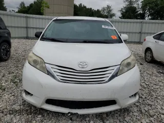 2015 Toyota Sienna LE AAS with VIN 5TDKK3DC2FS661818, listed as a Copart auction lot 64165795 with 171,702 mi miles and Clean title. Bid and sale history available at DreamBid. Image 5.
