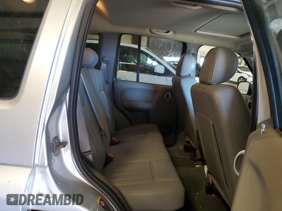 2005 Jeep Liberty Limited z VIN 1J8GL58K95W726350, wystawiony jako Copart lot #63145865 z przebiegiem 98 269 mil mil oraz Czysty tytuł • Clean title. Historia ofert i sprzedaży dostępna na DreamBid. Obrazek 11.