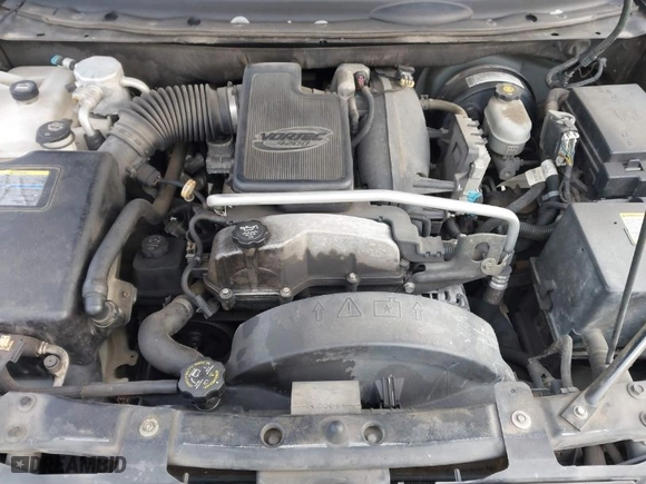 2007 Chevrolet TrailBlazer LT with VIN 1GNDS13S972144876, listed as a IAAI auction lot 41699840 with 224,926 mi miles. Bid and sale history available at carsss.com. Image 10.