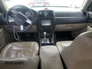 2005 Chrysler 300 with VIN 2C3JA53G95H621512, listed as a Copart auction lot 51285465 with 260,445 mi miles and Salvage Title. Bid and sale history available at carsss.com. Image 8.
