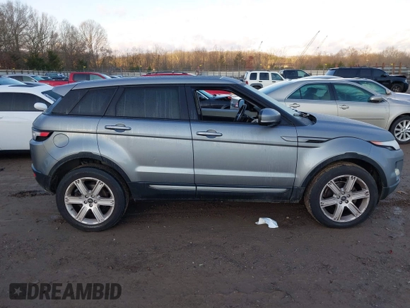 2013 Land Rover Range Rover Evoque Pure Premium z VIN SALVR2BG2DH707604, wystawiony jako IAAI lot #41199994 z przebiegiem 115 922 mil mil oraz . Historia ofert i sprzedaży dostępna na DreamBid. Obrazek 13.