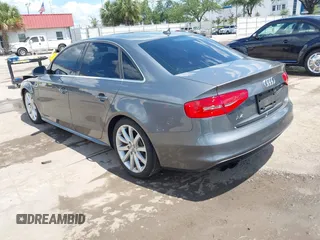 2014 Audi A4 Premium с VIN WAUAFAFL4EA017909, выставлен на аукционе IAAI как лот 42251236 с пробегом 169 872 миль миль и . История ставок и продаж доступна на DreamBid. Изображение 3.