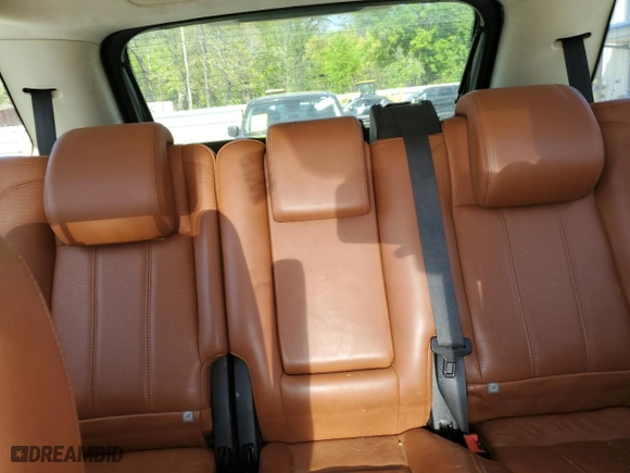 2011 Land Rover Range Rover Sport HSE LUX with VIN SALSK2D43BA705540, listed as a Copart auction lot 52558005 with 157,274 mi miles and Clean Title. Bid and sale history available at carsss.com. Image 10.