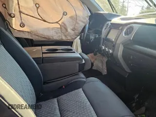 2016 Toyota Tundra 4WD Truck SR with VIN 5TFUM5F18GX066171, listed as a Copart auction lot 66554654 with 101,789 mi miles and Salvage Title. Bid and sale history available at carsss.com. Image 5.